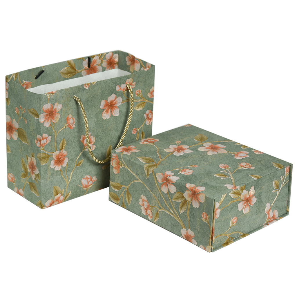 Luxurious Gift Box,9.8"x7.9"x4" Magnetic Closure Rectangle Collapsible Box for Christmas,Valentine's Day and Anniversaries